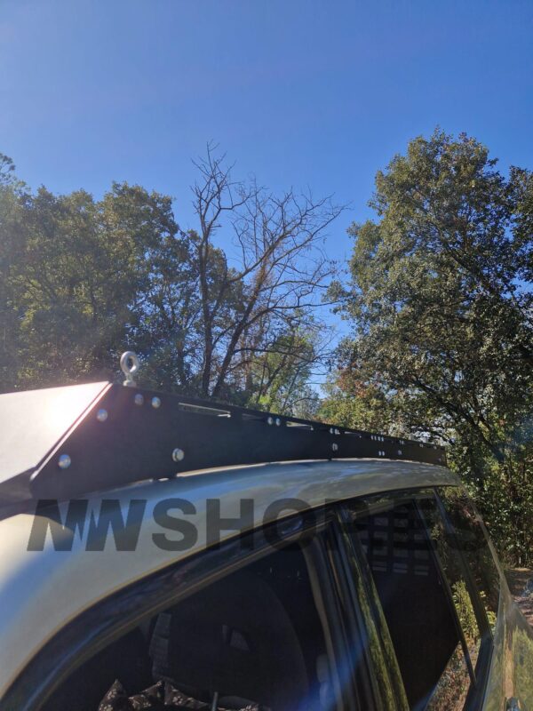 BACA DE BAJO PERFIL MITSUBIHI MONTERO V60 Y V80 CORTO 3P